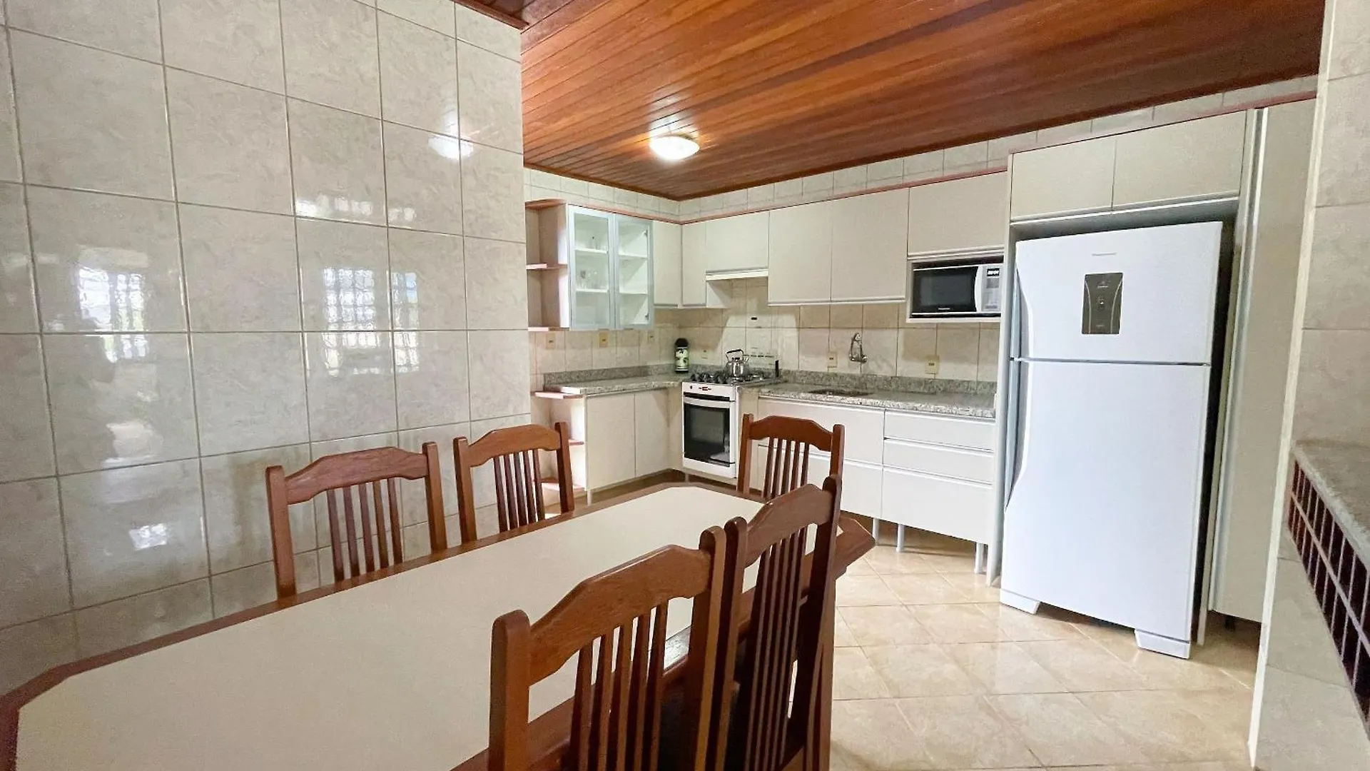 Belissima Casa A 350M Da Praia De Canasvieiras Florianopolis 0*,  Brazil